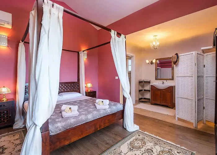 Будинок відпочинку Ari *