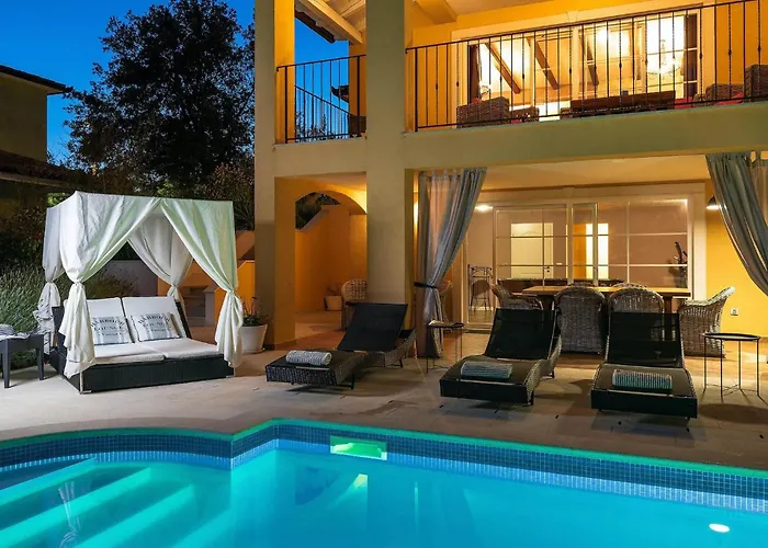 Prázdninový dům Ari Pula